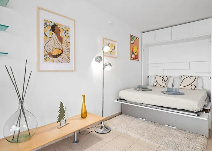 Letoile De Vue Exceptionnelle Centre Terrasse * מנטון